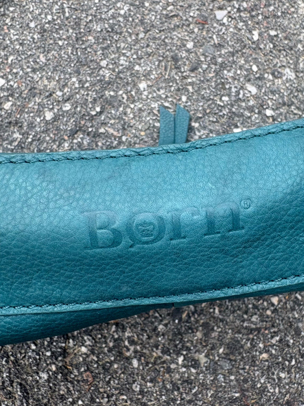 NWOT! Genuine Leather Everyday Envelope Crossbody/Shoulder Bag, “Mineral Blue” - Picture 6 of 11